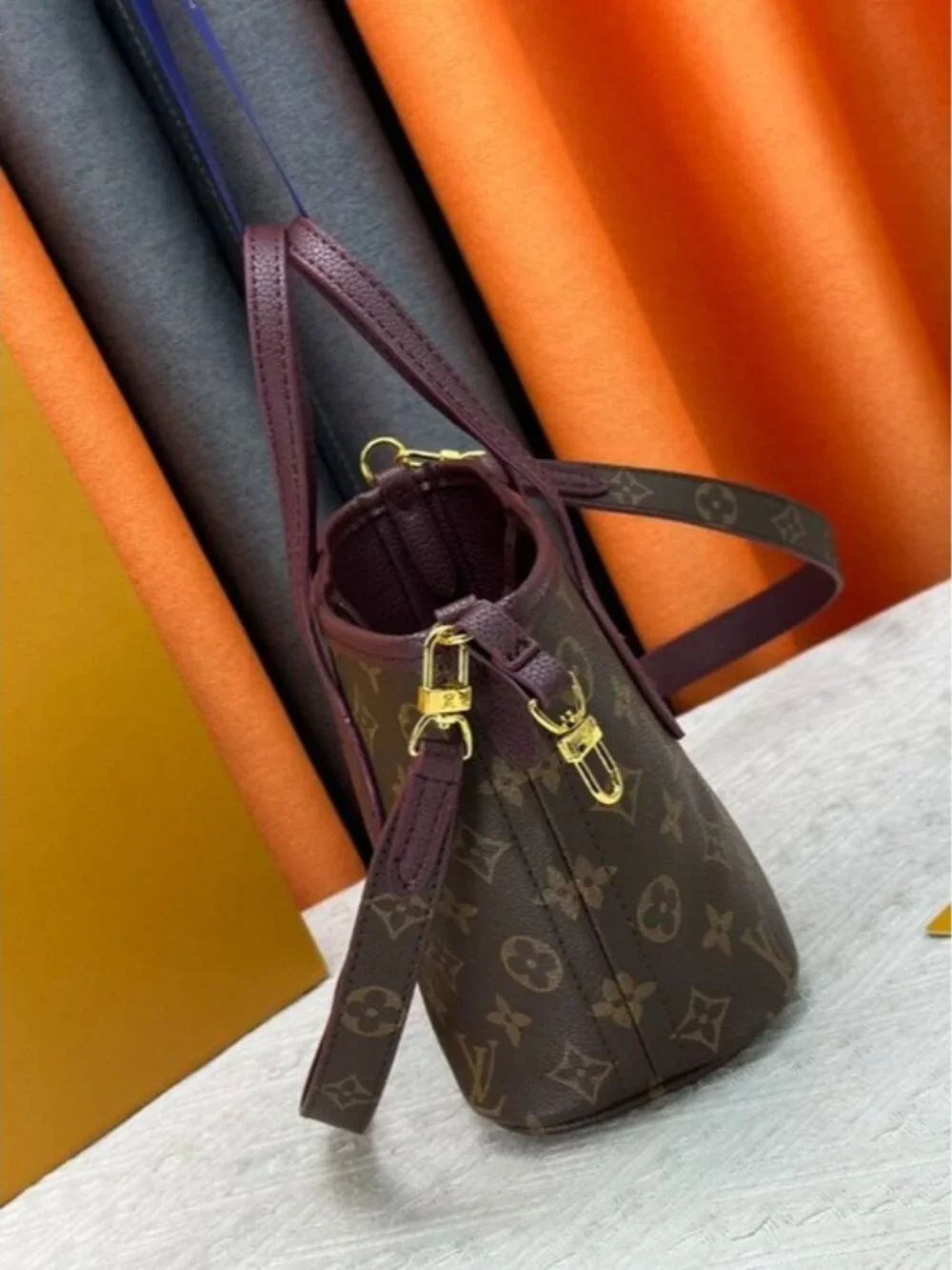 NWT - Louis Vuitton Authentic Bags - Picture 4 of 9